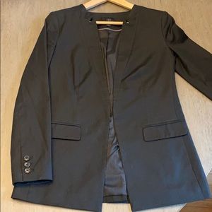 Black tailored blazer